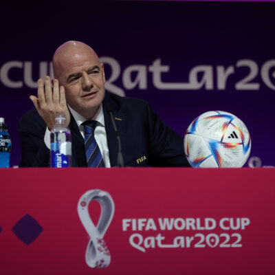Gianni Infantino, président de la FIFA, en conférence de presse avant le début de la Coupe du Monde 2022 au Qatar
