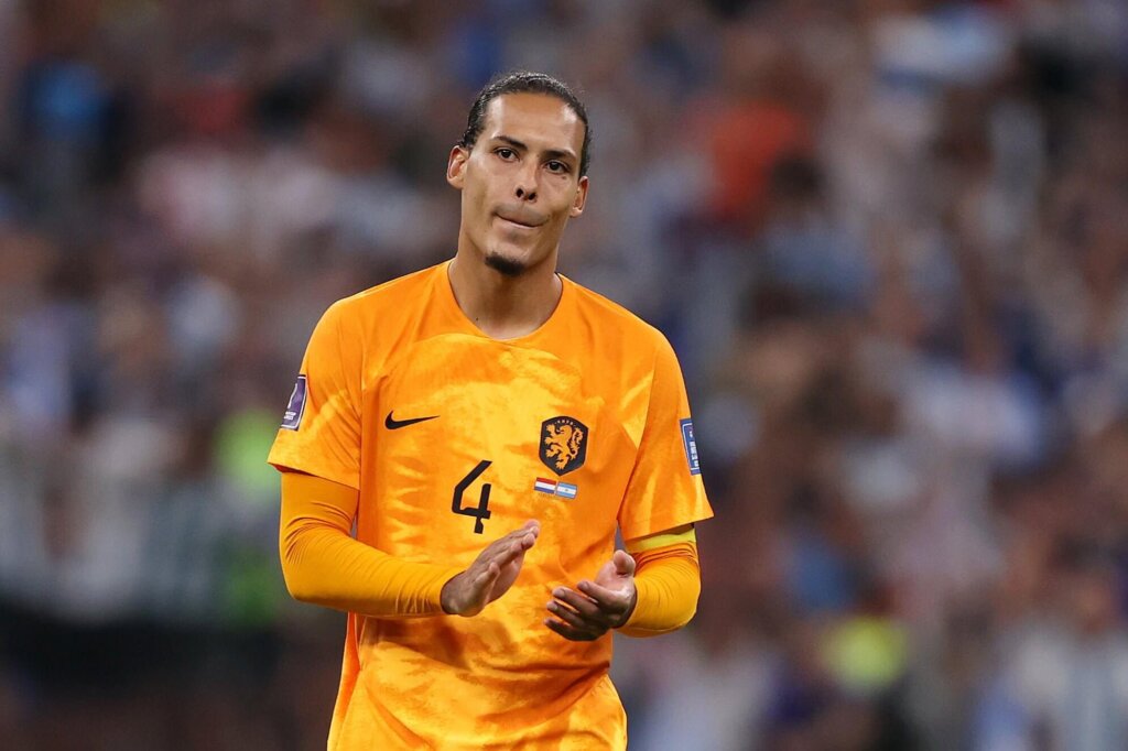 Virgil Van Dijk déçu par l'élimination des Pays-Bas à la Coupe du Monde 2022 au Qatar