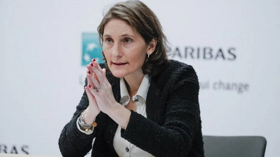 Amélie Oudea-Castera qui est la Ministre des Sports