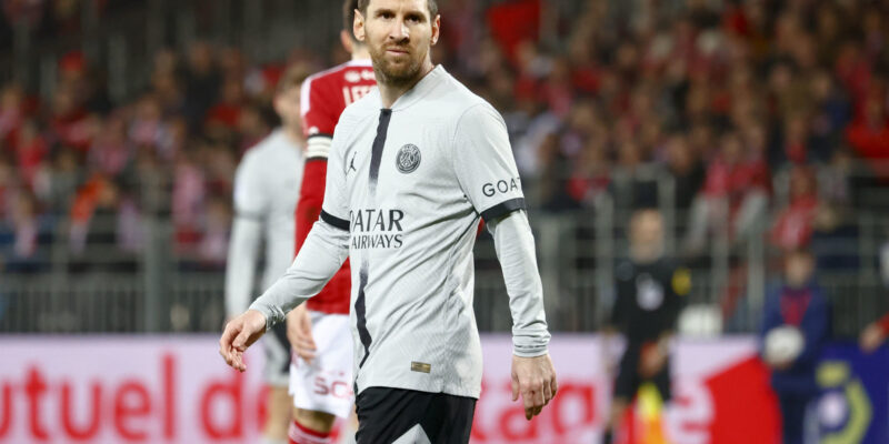 Lionel Messi vers un départ du PSG