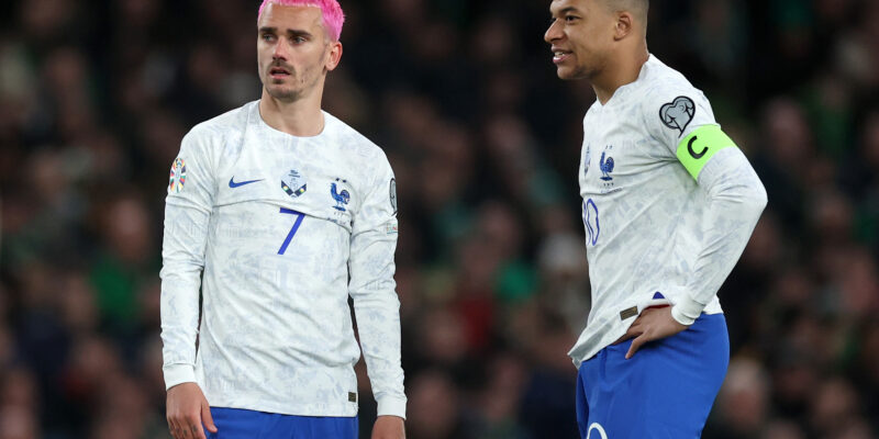 Antoine Griezmann et Kylian Mbappé en équipe de France
