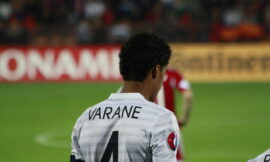 Raphaël Varane sur le départ ? L’avis d’un journaliste de CBS Sports sur le sujet