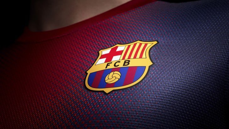 Le maillot et logo du FC Barcelona