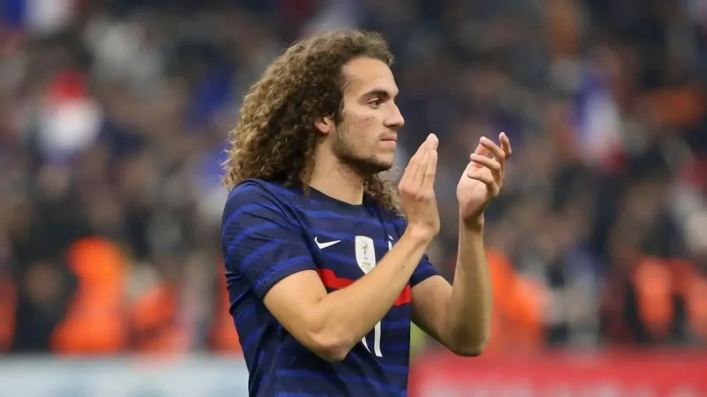 Matteo Guendouzi avec l'équipe de France